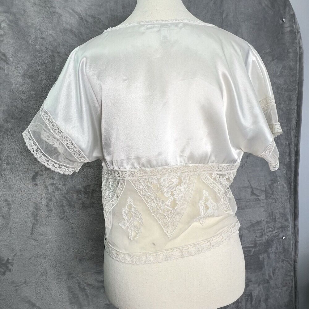 Vintage 90s Victoria Secret Ivory Satin & Lace Short Sleeves Top Sz S Delicate‎ - Picture 3 of 16